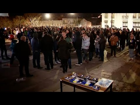 \"თავისუფლება ლაზარეს! ჩვენც დაგვიჭირეთ!\" | 21 წლის აქტივისტის მხარდამჭერი აქცია კანცელარიასთან