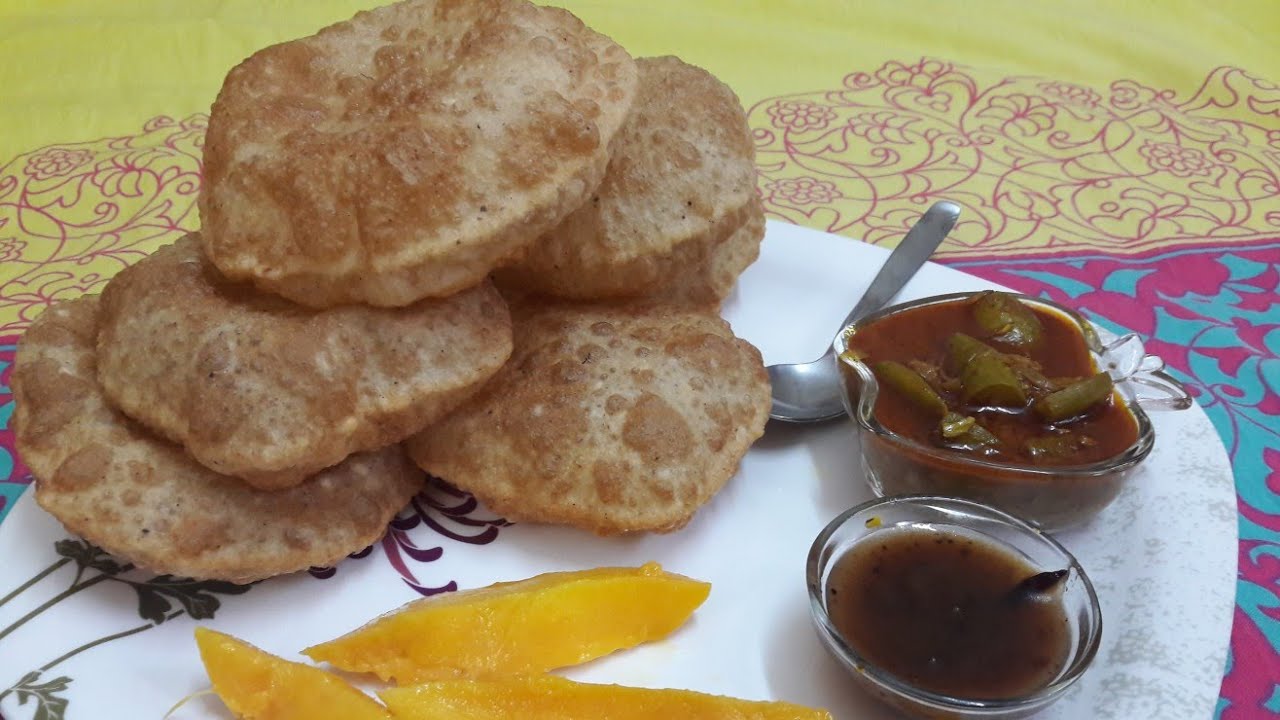 बनारस की फेमस उड़द हींग की कचौरी। urad hing ki kachori |urad hing ki poori | Food Kitchen Lab