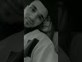 أرتخي هدي أعصآبك خلي رآسك بين أيديآ أرتخي هدي أعصآبك خلي رآسك بين أيديآ