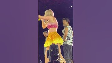 The Treat #taylorswift #taylornation #shakeitoff #swifties #erastour #eastereggs #music #song #songs