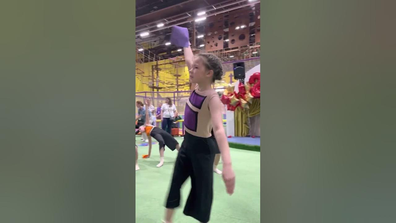 «Искатели» - YouTube