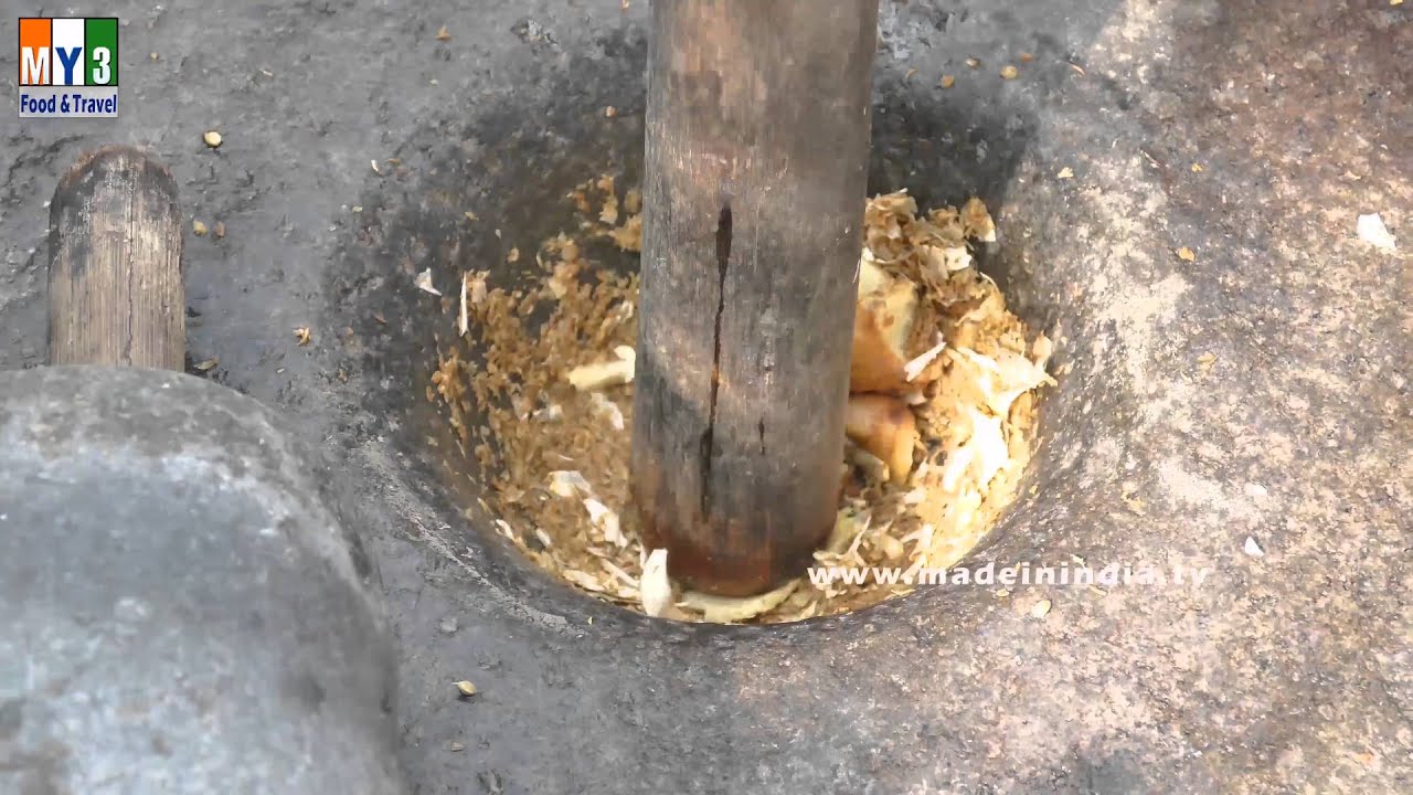 MAKING MASALA WITH 100 YEAR GRINDING STONE TRADITIONAL METHOD OF