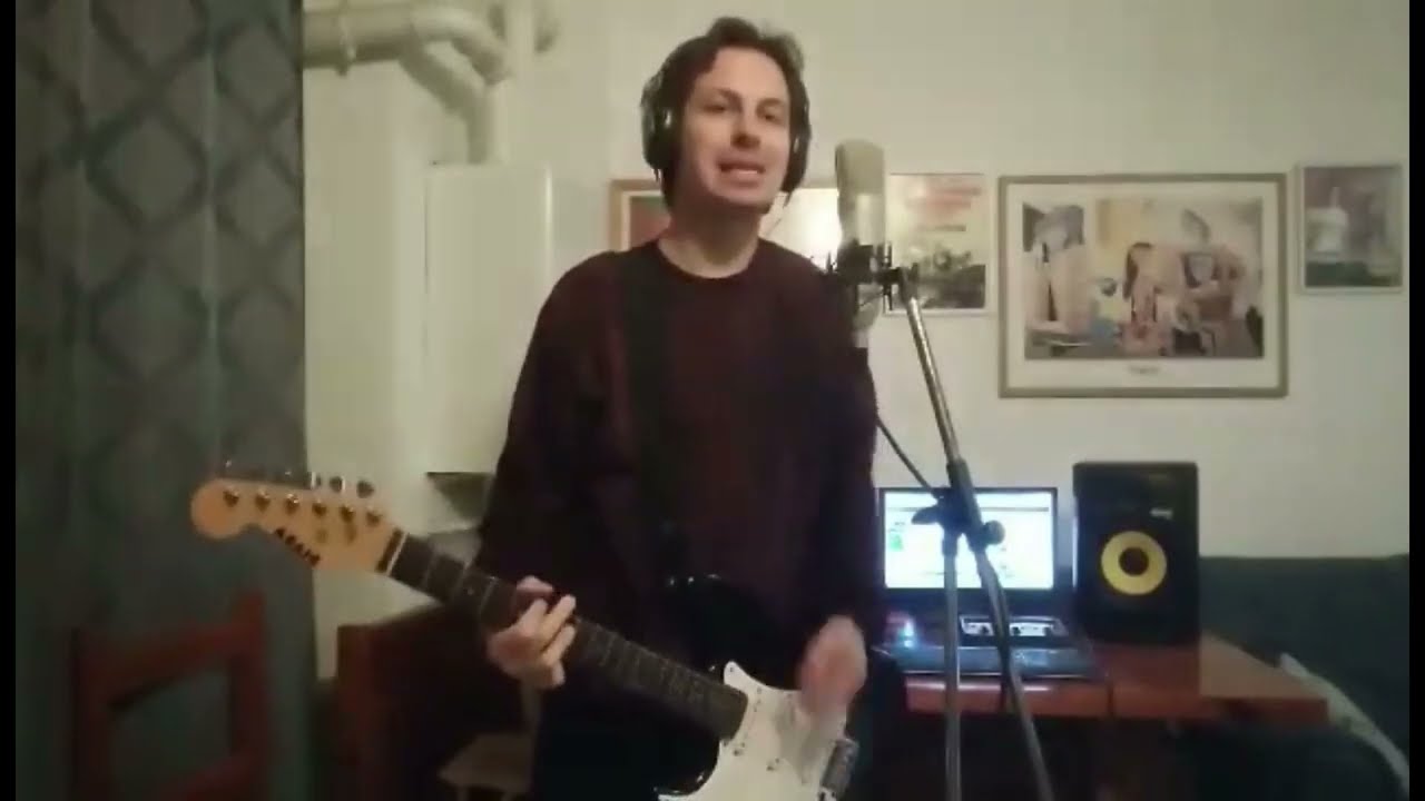 Παρακολούθηση IL RE TARANTOLA feat MIKE ORANGE - I bulletti della scuola che mi volevano picchiare li odio ancora στο YouTube Παρακολούθηση IL RE TARANTOLA feat MIKE ORANGE - I bulletti della scuola che mi volevano picchiare li odio ancora στο YouTube