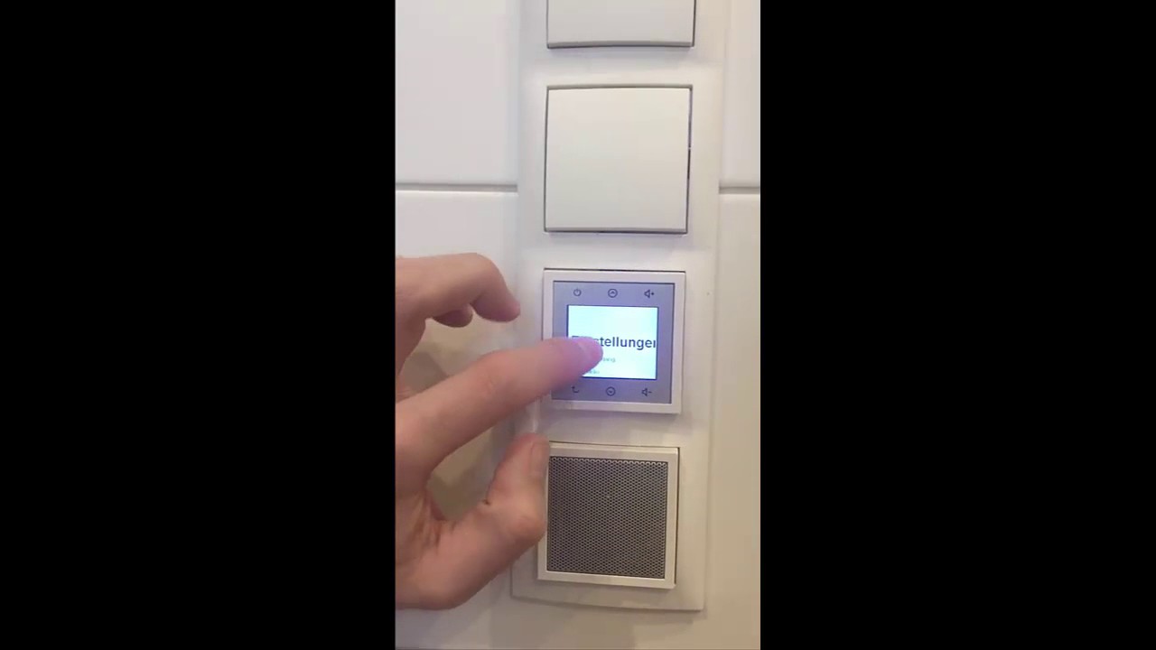 Update New Berker Unterputz Radio Touch Steckdosenradio mit Bewegungsmelder