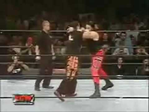 ECW 10/10/06 Kevin Thorn /w Ariel vs Tommy Dreamer