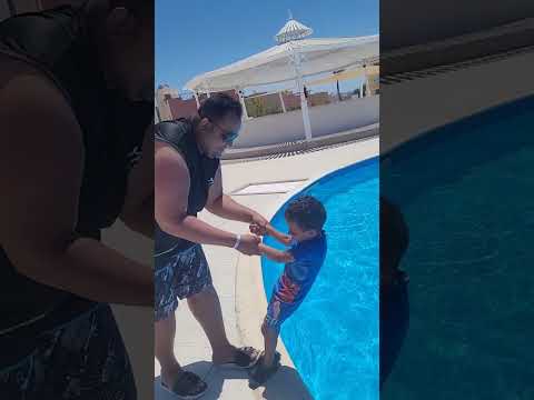 مبعرفش اعوم يا لهوي    لايك   