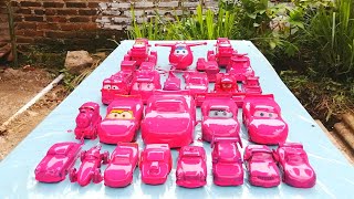 Clean up muddy minicar falling into the water & a convoys disney cars! Play in the garden #37