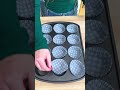 🧁 Bake with uncooked rice to get ride of excess grease! #baking #cupcakes