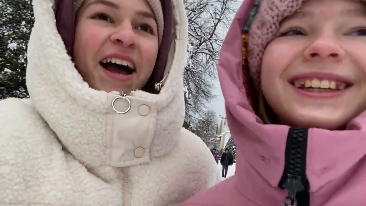 Survive in the snow city 🏙️ 