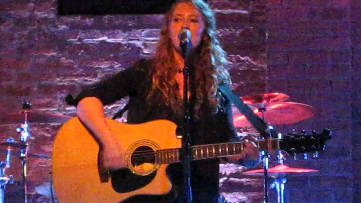 Burn It Down This Time - Annie Kennedy - LIVE at G...