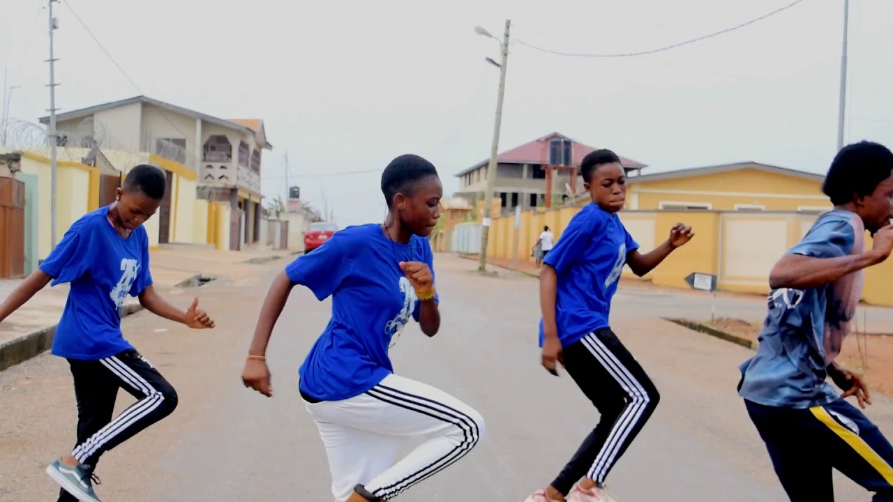 AStar(Kupe)Official dance video by Incredible zigi x 2face dancers