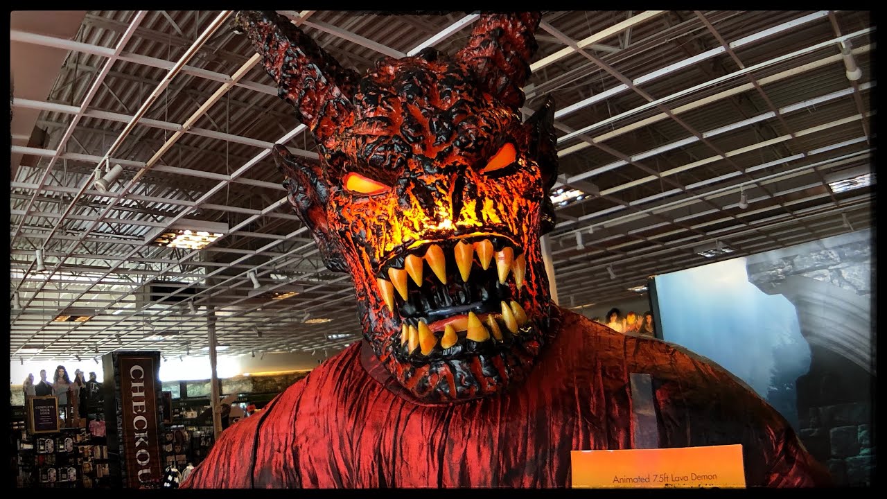 HALLOWEEN HUNTING 2022 at Spirit, Halloween City, & Party City | ANIMATRONICS, MASKS, PROPS, MORE