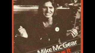 Leave it / Mike McGear chords