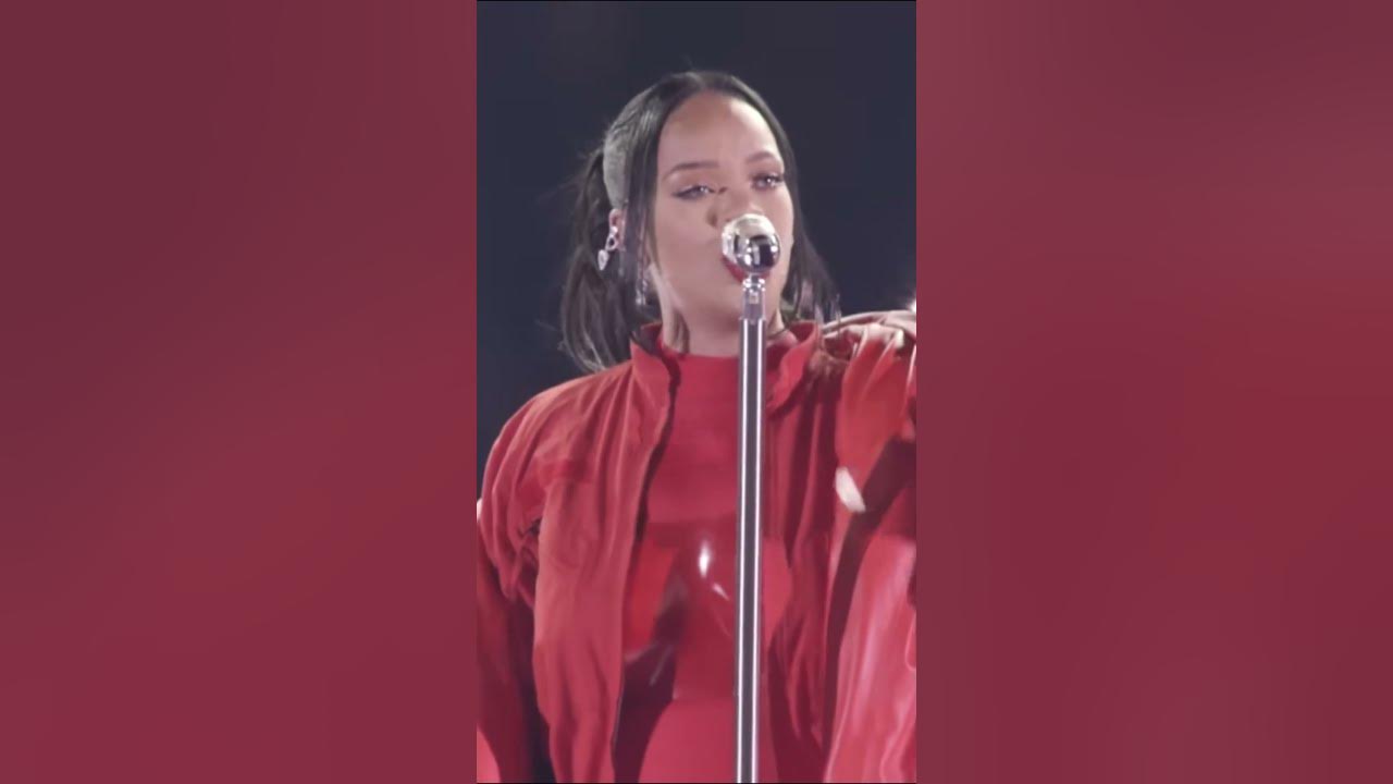Rihanna - Diamonds (Live) Super Bowl Performance  #lyrics #diamond #rihanna #nohmusic