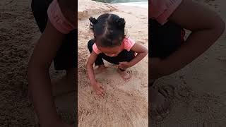 why playing with sand is great for your childs sensory development #krfamily