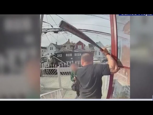 Queens Man Catches Porch Pirate