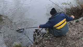 Sub Zero Fishing with 100 year old reel