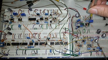 Yet another monophonic guitar synthesizer circuit on breadboard
