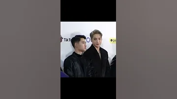 Jongin S Attention Is Romantic Kaisoo Moment Kaisoo Kai Jongin Kyungsoo 
