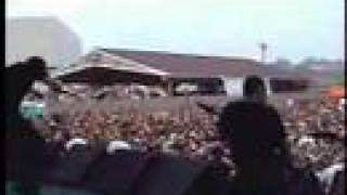 Hatebreed - Betrayed By Life (Ozzfest 2001)