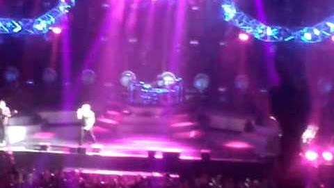 Example - Kickstarts live at the O2 Dublin