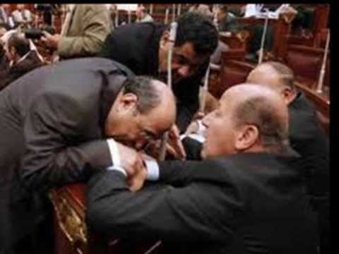 هاتى بوسة يا بت