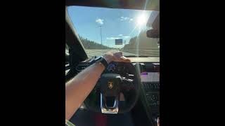 Lamborghini URUS POV