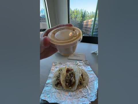 BEST CHIPOTLE ORDER!! - YouTube