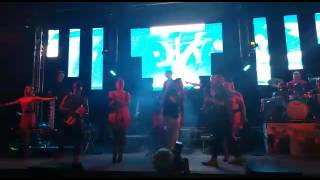 SAFARI / reggaeton / Christian Riccardi