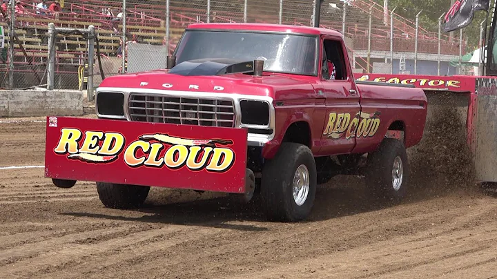 Pro Stock 4x4 Truck Pit Side Qualifying from the 2...