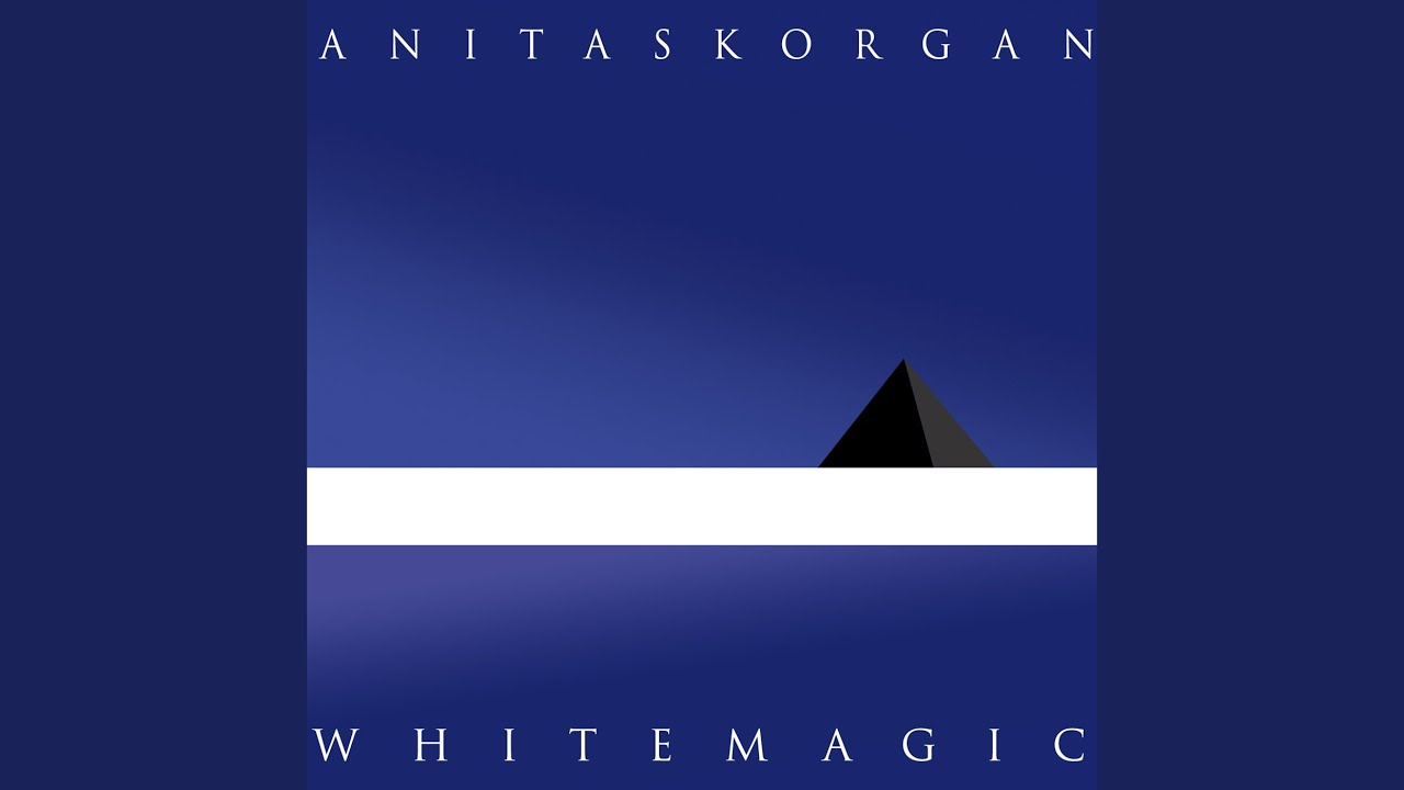 YouTube에서 White Magic 보기 YouTube에서 White Magic 보기