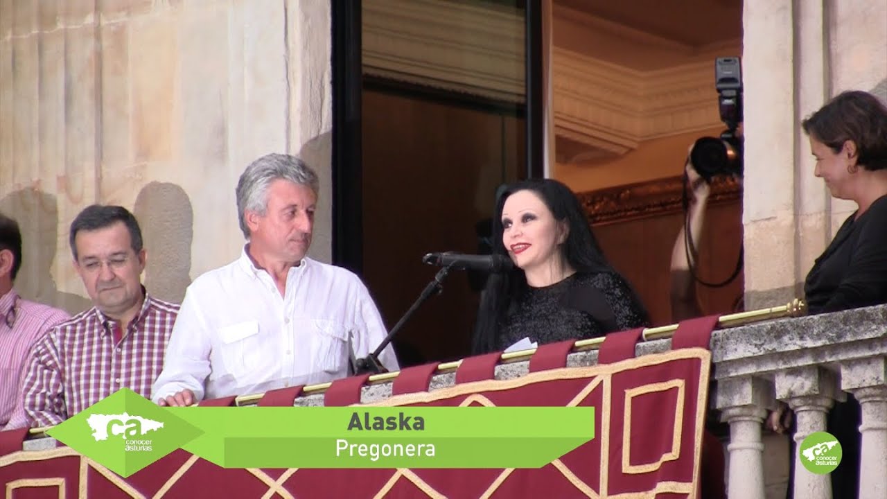 Pregón de Alaska en Gijón y concierto de Víctor 2014