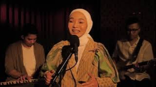 Chill Pill Cover : Intan Ayu - Allahumma Labbaik