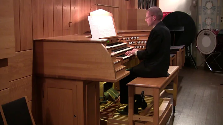 Grimoaldo Macchia - Trumpet Tune on "Gloria" (Angels We Have Heard on High)