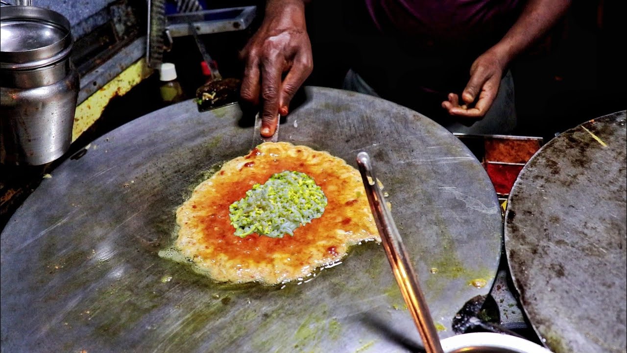 Indian Brothers Selling Four Layer Egg Dish | Famous Egg Italian | Egg Street Food India | Street Food Fantasy