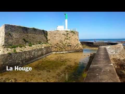 The fort at St Vaast la Hougue is one of two situated on the North Coast of the Cotentin in France. This Panorama is used by Paintwalk to make a round scape....