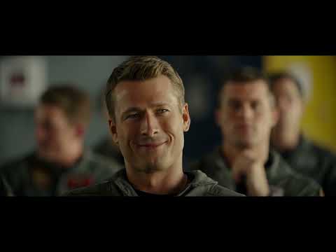 Мэверик знакомится со своей командой. Топ Ган Мэверик. 4К