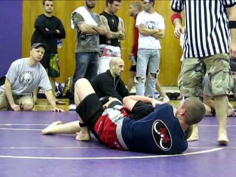 Nick Tanenbaum OGC April 2010 Arm Bar.mp4