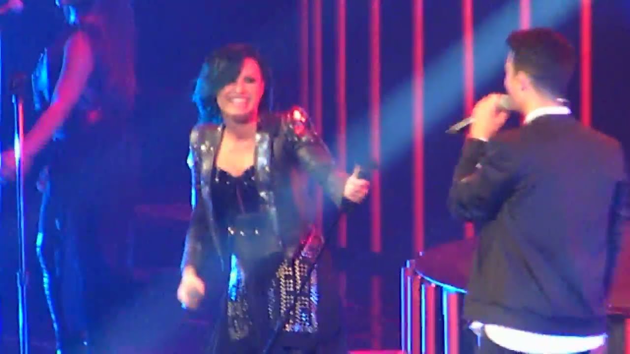 Wouldn't Change A Thing - Demi Lovato & Joe Jonas - 10/27/14