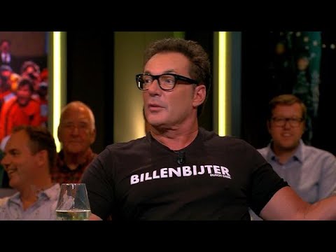 "Dames en heren hier is... Sylvana Simons!" - VI ORANJE BLIJFT THUIS