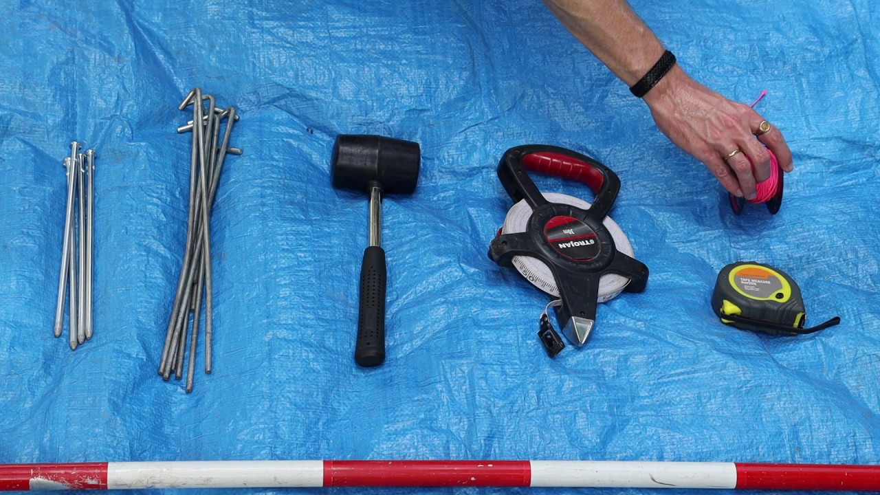 Archaeology Skills: stringing up an excavation unit - YouTube