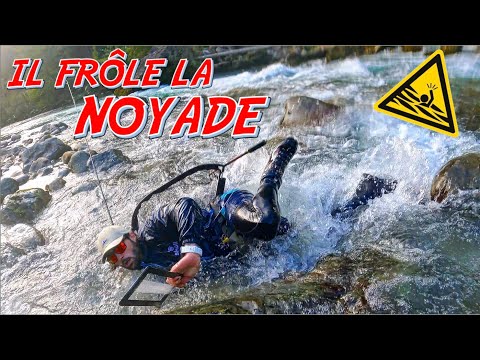 UN COMBAT EXTRÊMEMENT DANGEREUX AVEC CE MONSTRE !