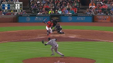 NYY@HOU: Gonzalez rips an RBI single to right-center