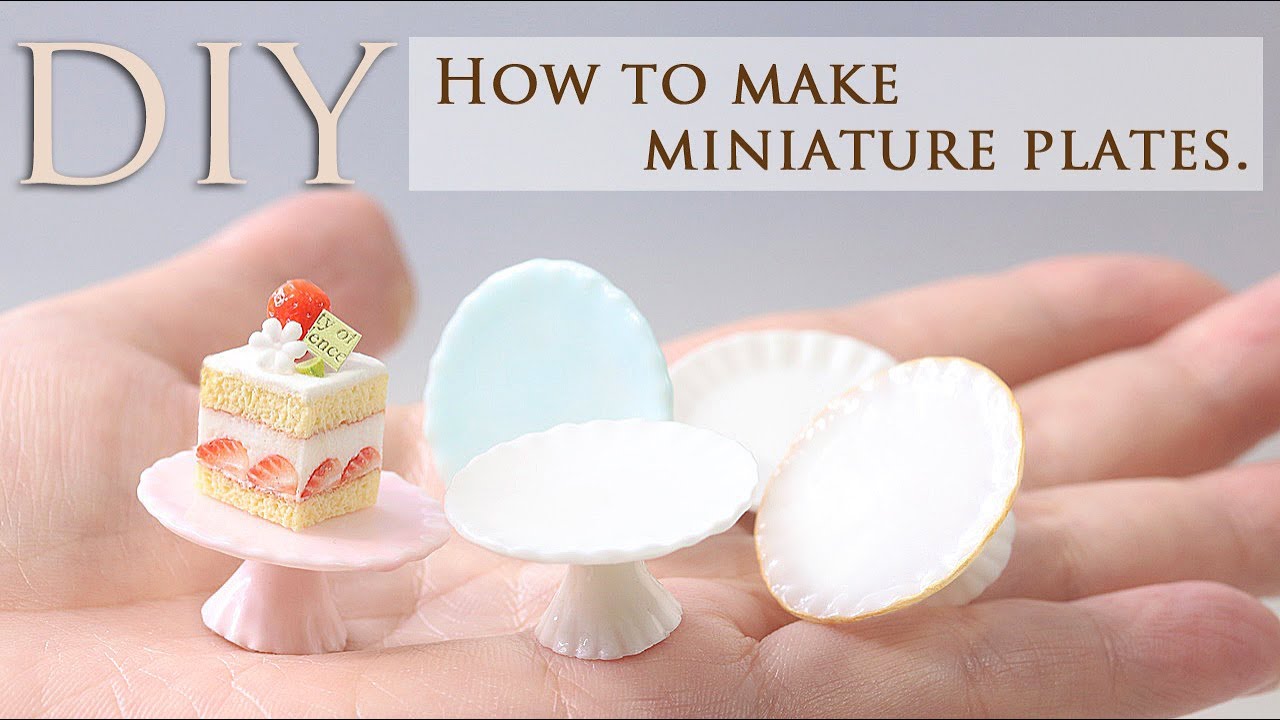 解説字幕付き Diy ケーキスタンド作り方 樹脂粘土とuv Led レジンで作品を飾るのにぴったりなミニチュアのケーキ皿をつくりました How To Make Miniature Clay Youtube