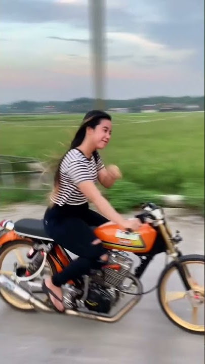 story wa cewek herex cantik terbaru cinematic  model Dindhaa Dindhuut