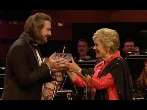 Kiri Te Kanawa | Cardiff Singer 2019 Round Three Prize presentation