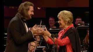 Kiri Te Kanawa | Cardiff Singer 2019 Round Three Prize presentation