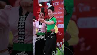 Nhóm Múa Hoa Tây Bắc