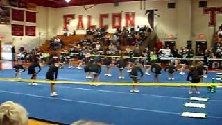 girls cheer 003