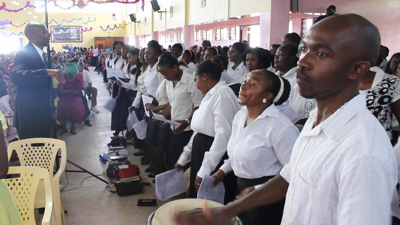 BWANA ARUSI NA BIBI ARUSI   Tassia catholic choir